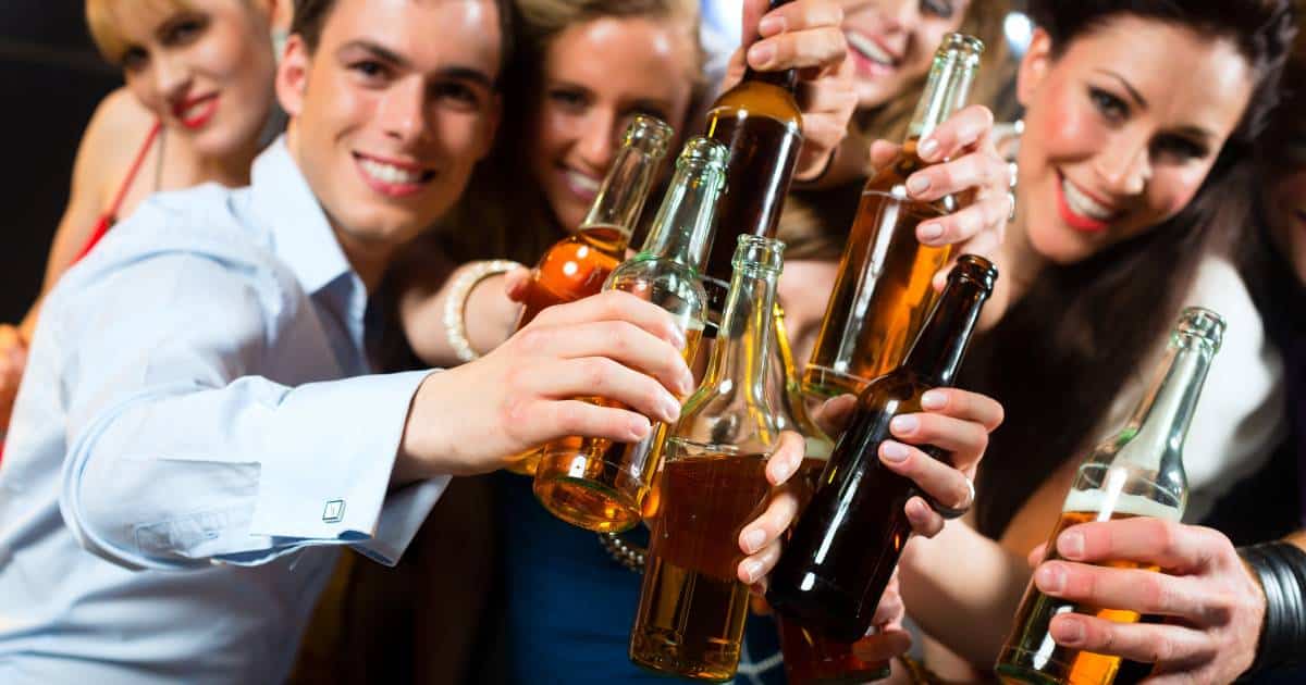 Алкоголизм и его причины: главные факторы